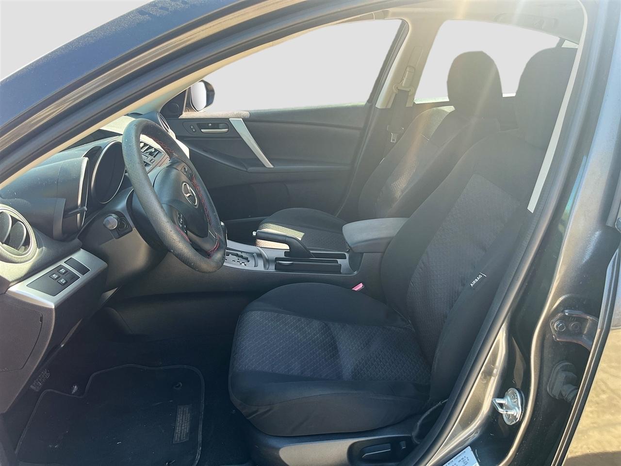 Mazda MAZDA3 4dr Sdn Auto i Grand Touring 2013