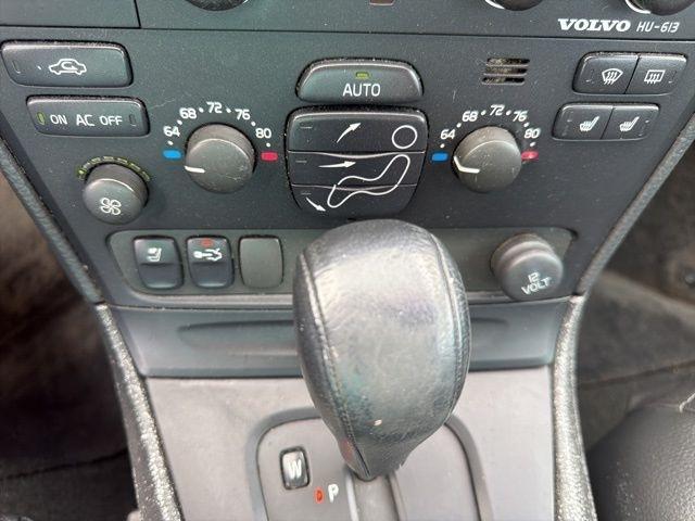 Volvo S60 2.5L Turbo AWD 2004