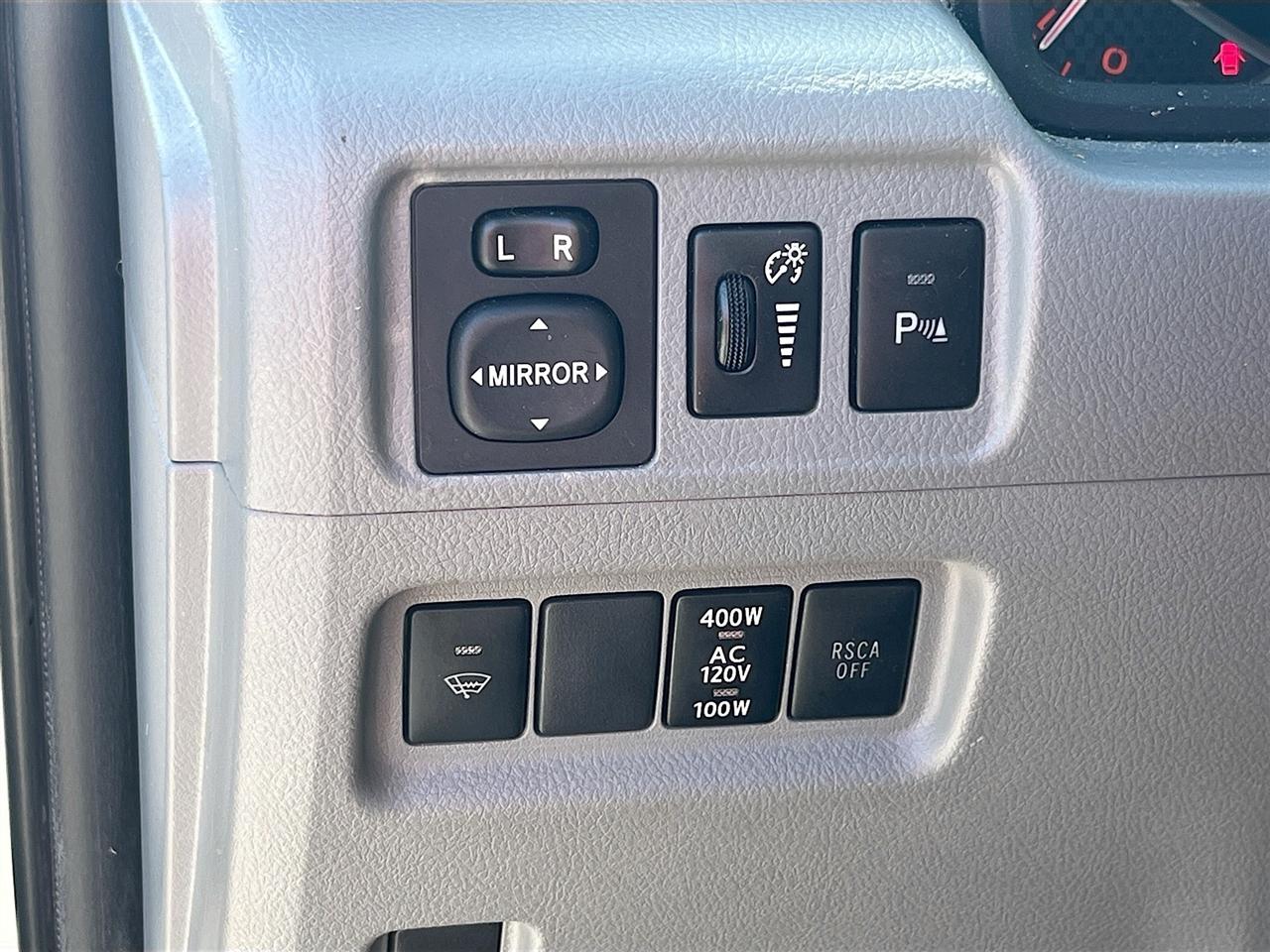 Toyota 4Runner 4WD 4dr V6 Limited (Natl) 2012