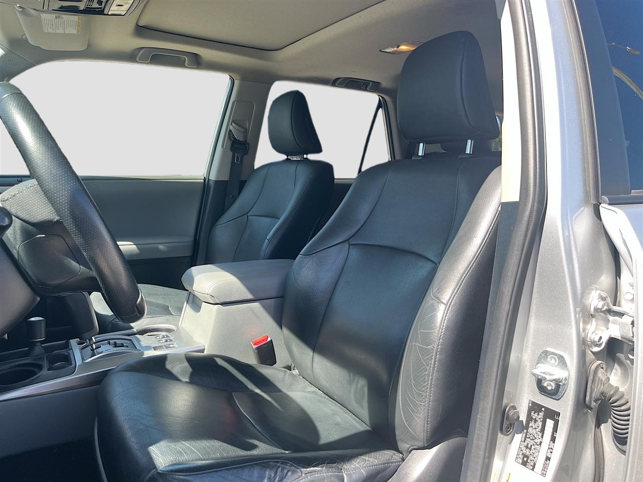 Toyota 4Runner 4WD 4dr V6 Limited (Natl) 2012