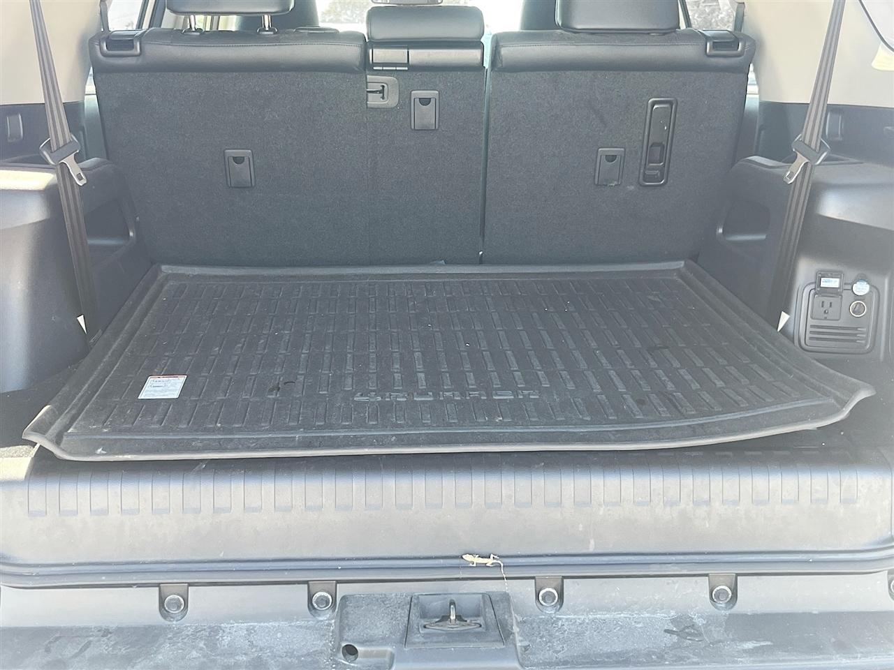 Toyota 4Runner 4WD 4dr V6 Limited (Natl) 2012