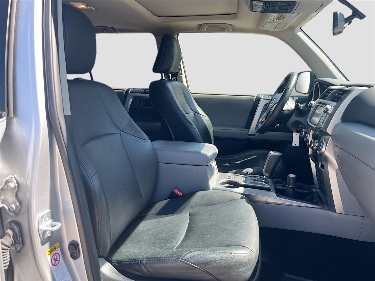 Toyota 4Runner 4WD 4dr V6 Limited (Natl) 2012