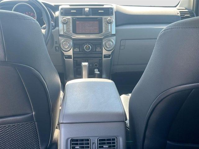 Toyota 4Runner 4WD 4dr V6 Limited (Natl) 2012