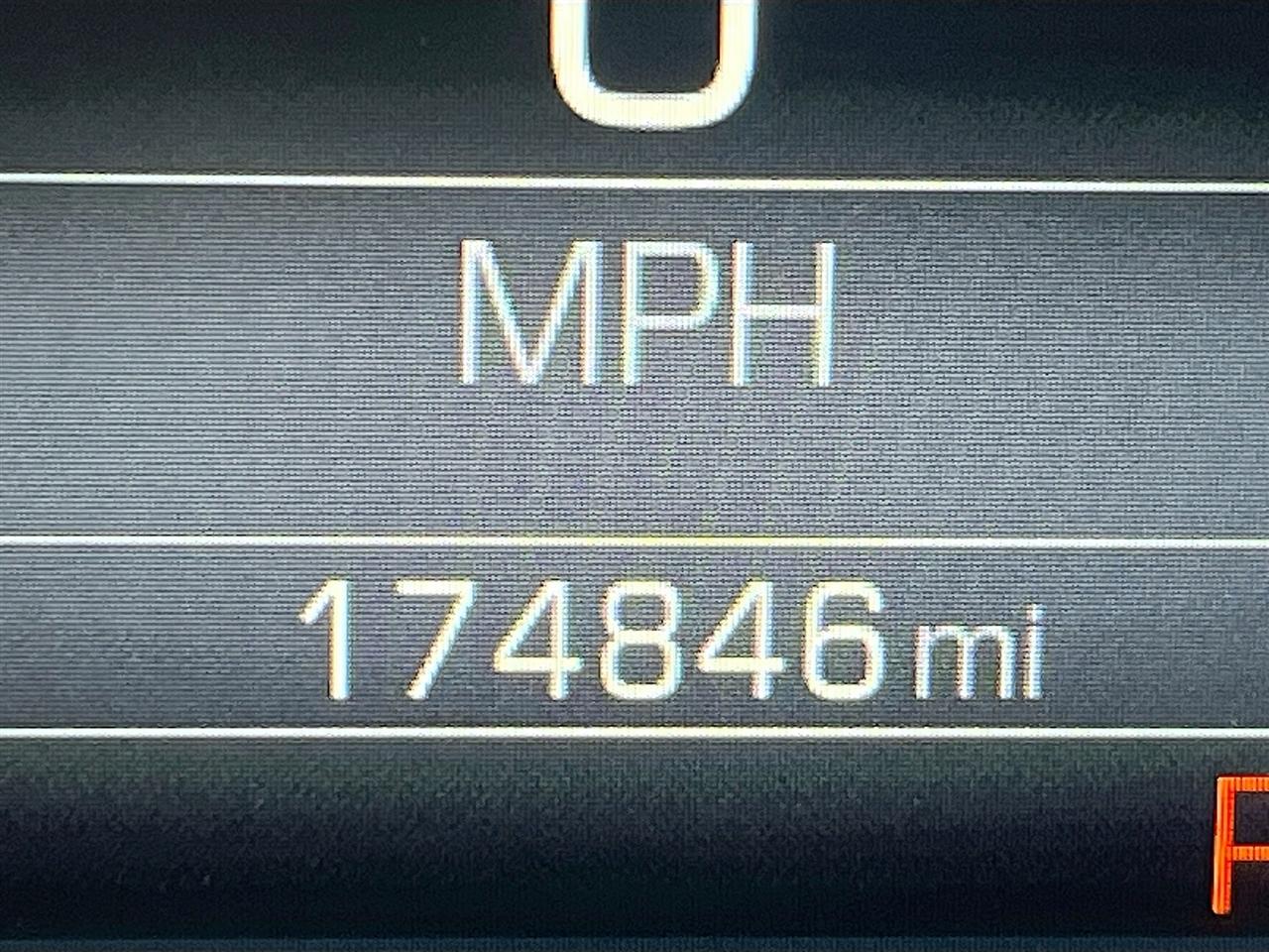 GMC Sierra 1500 4WD Crew Cab 143.5" SLT 2015