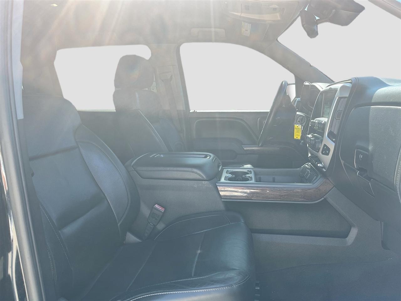 GMC Sierra 1500 4WD Crew Cab 143.5" SLT 2015