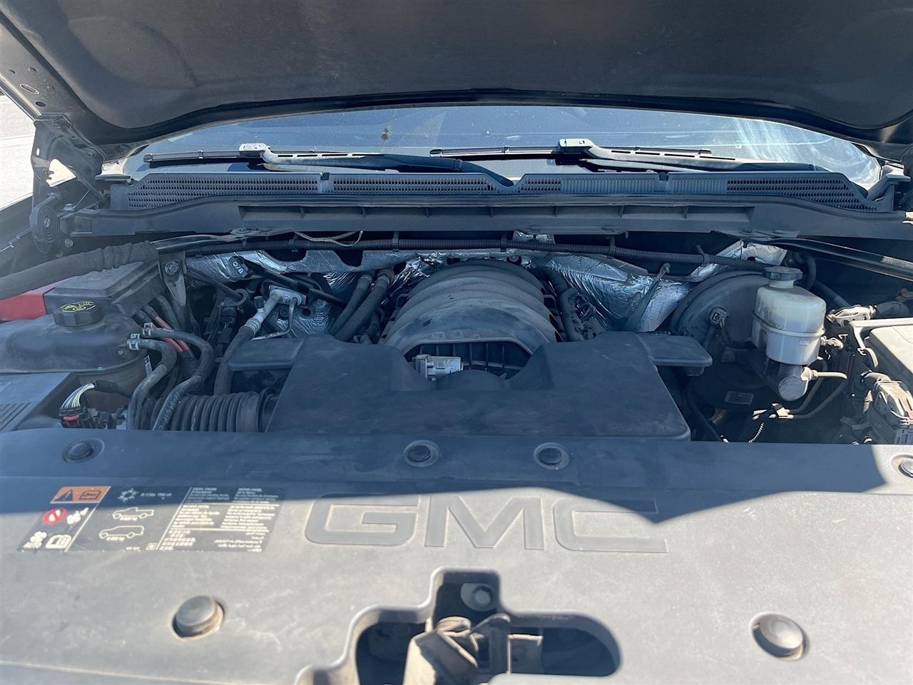 GMC Sierra 1500 4WD Crew Cab 143.5" SLT 2015