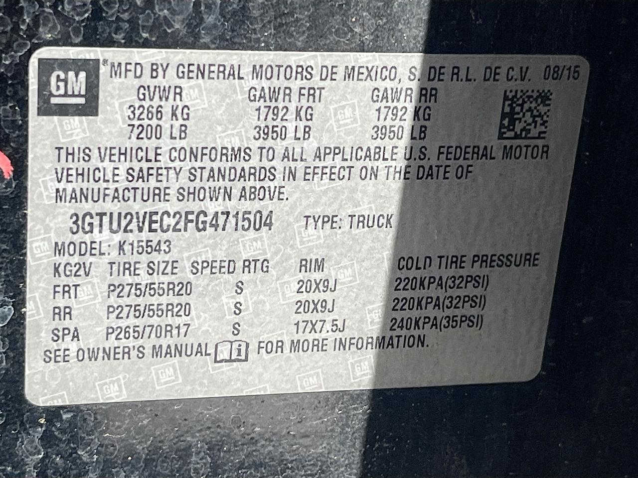 GMC Sierra 1500 4WD Crew Cab 143.5" SLT 2015