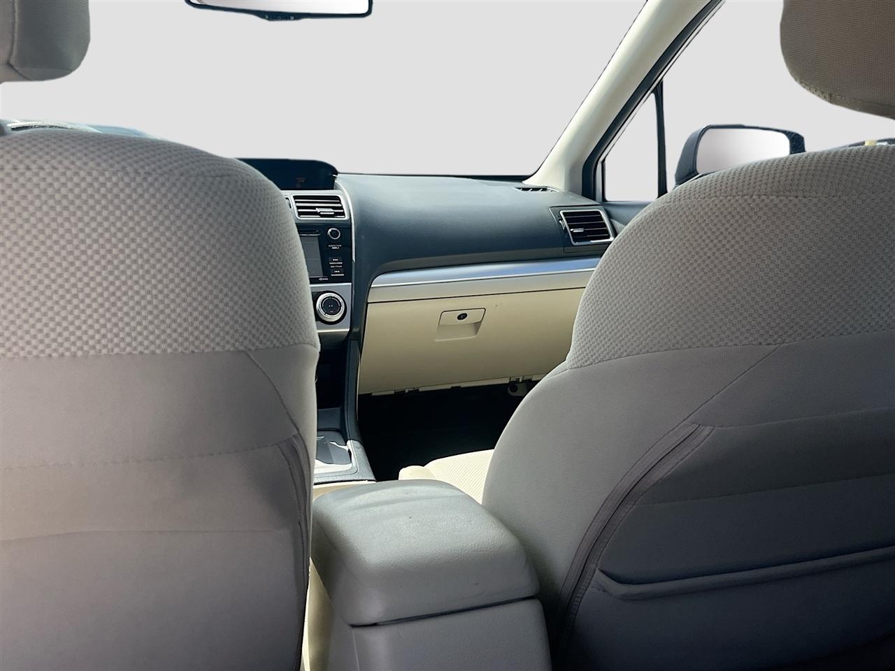 Subaru Impreza Sedan 4dr CVT 2.0i Premium 2015