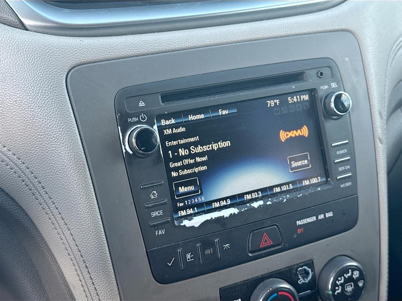 Chevrolet Traverse FWD 4dr LS w/1LS 2016