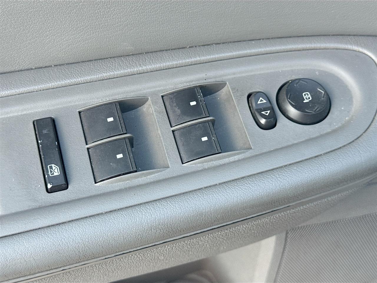 Chevrolet Traverse FWD 4dr LS w/1LS 2016