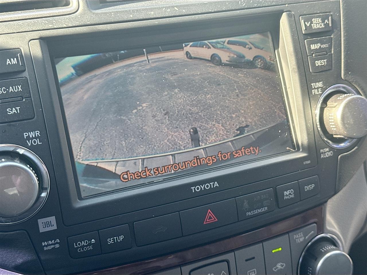 Toyota Highlander FWD 4dr V6 Limited (Natl) 2012