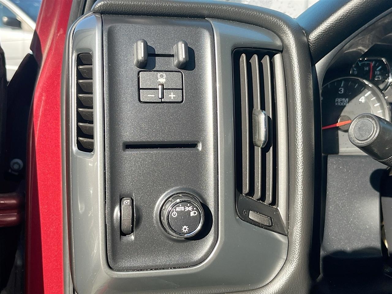 Chevrolet Silverado 1500 2WD Crew Cab 143.5" LT w/1LT 2014