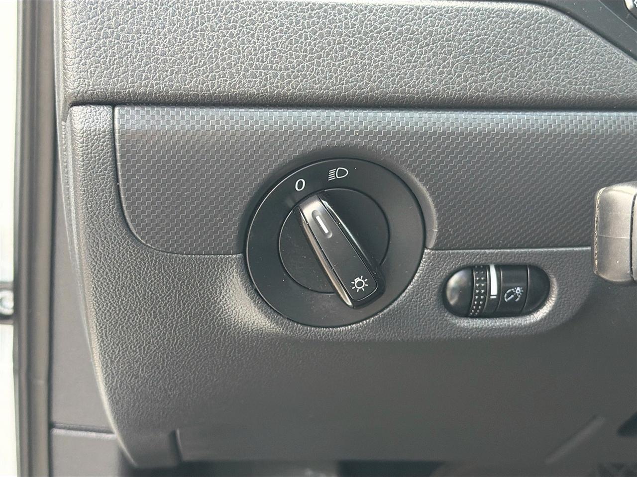 Volkswagen Jetta Sedan 4dr Auto 1.4T S 2016