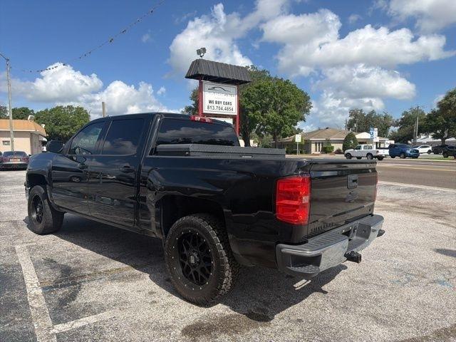 Chevrolet Silverado 1500 2WD Crew Cab 143.5" LT w/1LT 2015