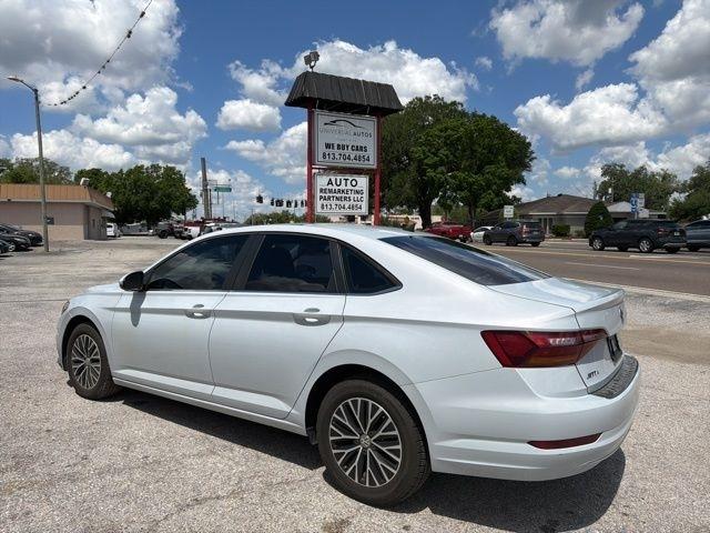 Volkswagen Jetta R-Line Auto w/SULEV 2019