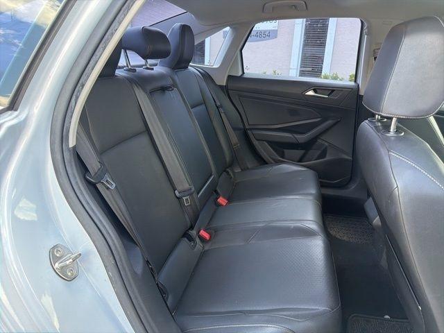 Volkswagen Jetta R-Line Auto w/SULEV 2019