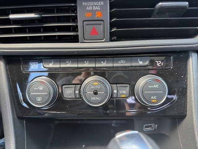 Volkswagen Jetta R-Line Auto w/SULEV 2019