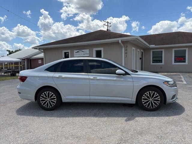 Volkswagen Jetta R-Line Auto w/SULEV 2019