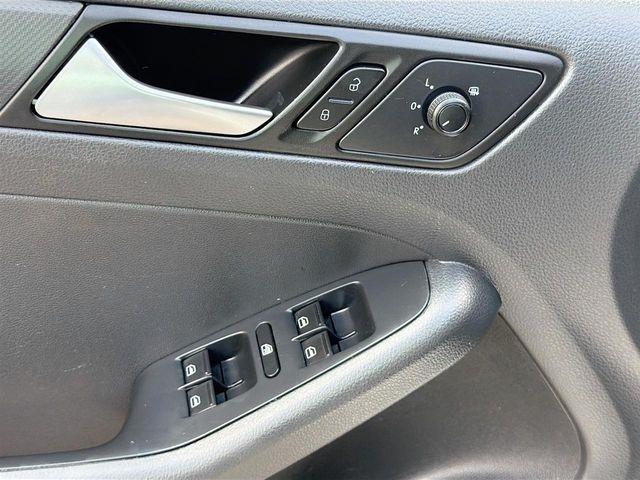 Volkswagen Jetta Sedan 4dr Auto 1.4T S 2016