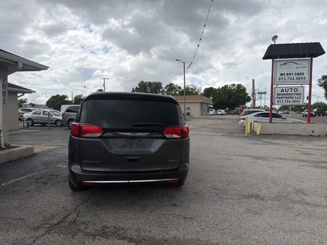 Chrysler Pacifica Limited FWD 2020