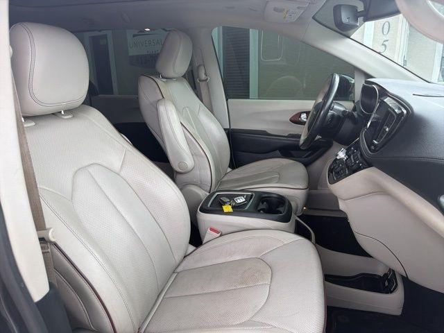 Chrysler Pacifica Limited FWD 2020