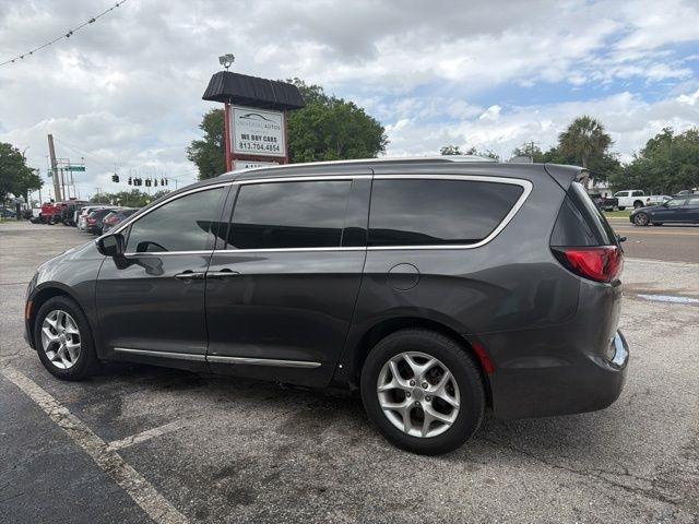 Chrysler Pacifica Limited FWD 2020
