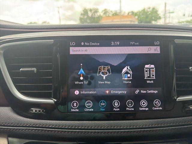 Chrysler Pacifica Limited FWD 2020