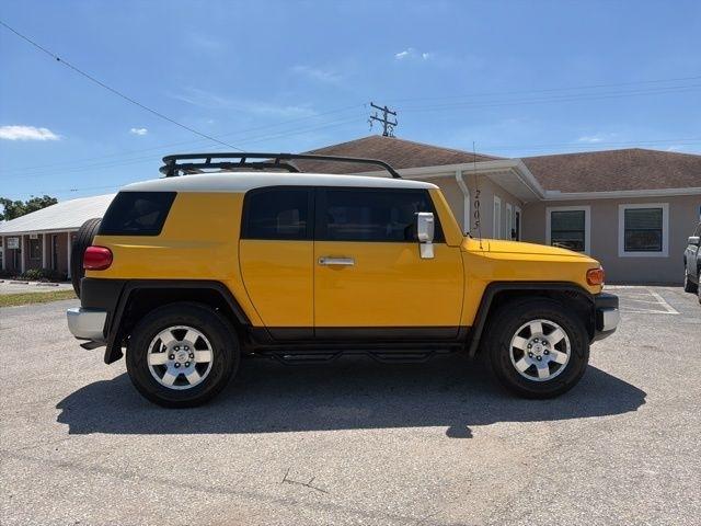 Toyota FJ Cruiser 2WD 4dr Auto (Natl) 2007