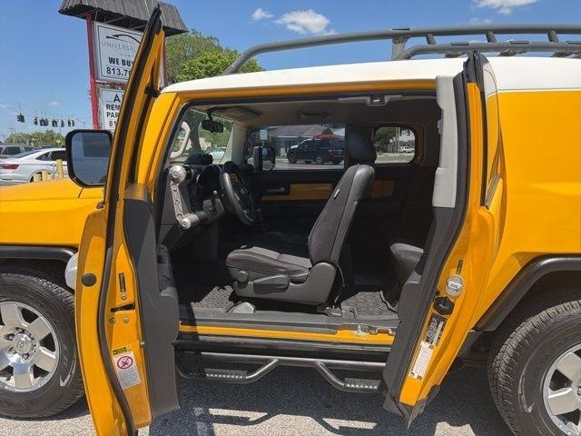 Toyota FJ Cruiser 2WD 4dr Auto (Natl) 2007