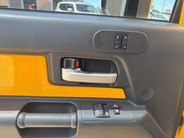 Toyota FJ Cruiser 2WD 4dr Auto (Natl) 2007