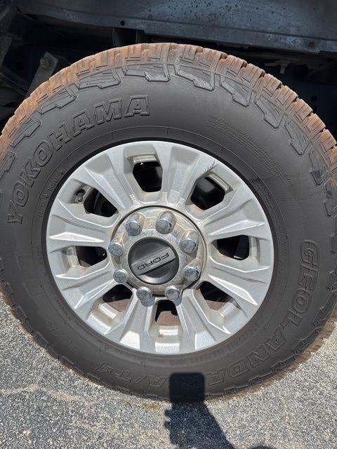 Ford Super Duty F-250 SRW Lariat 4WD SuperCab 8' Box 2021