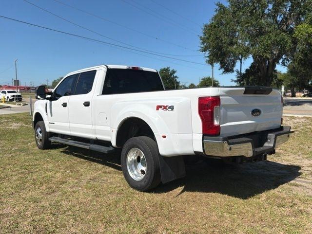 Ford Super Duty F-350 DRW King Ranch 4WD Crew Cab 8' Box 2019