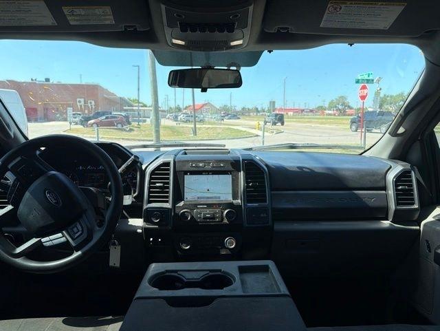 Ford Super Duty F-350 DRW King Ranch 4WD Crew Cab 8' Box 2019