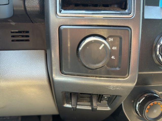 Ford Super Duty F-350 DRW King Ranch 4WD Crew Cab 8' Box 2019