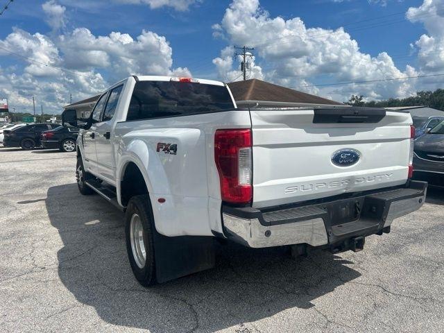 Ford Super Duty F-350 DRW King Ranch 4WD Crew Cab 8' Box 2019