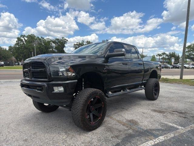 RAM 3500 Big Horn 4x4 Crew Cab 6'4" Box 2017