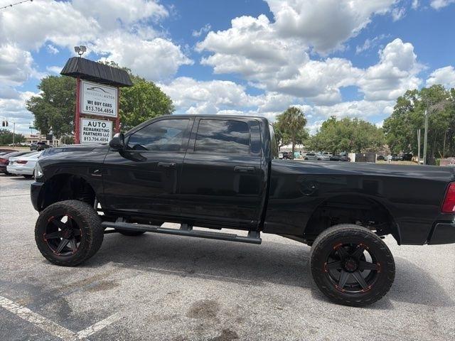 RAM 3500 Big Horn 4x4 Crew Cab 6'4" Box 2017