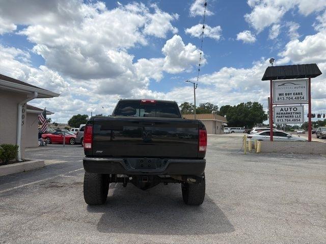 RAM 3500 Big Horn 4x4 Crew Cab 6'4" Box 2017