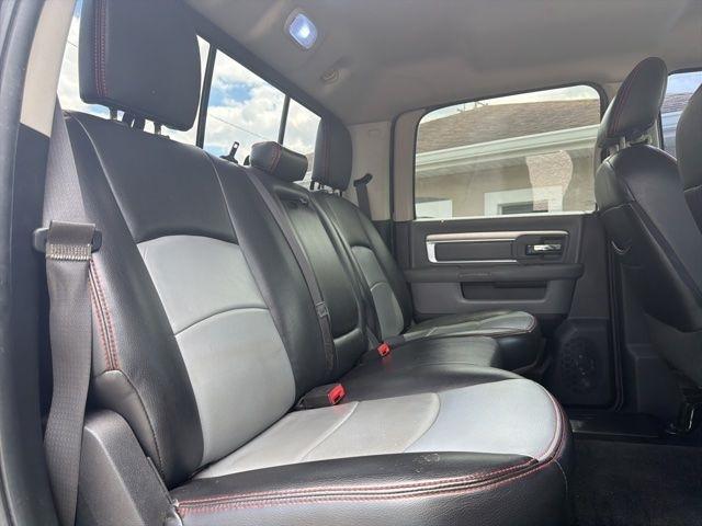 RAM 3500 Big Horn 4x4 Crew Cab 6'4" Box 2017