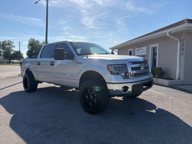 Ford F-150 2WD SuperCrew 145" Platinum 2013