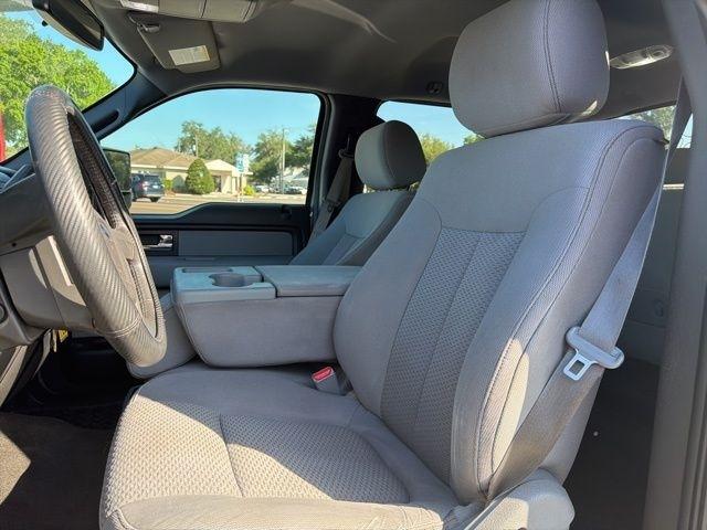 Ford F-150 2WD SuperCrew 145" Platinum 2013