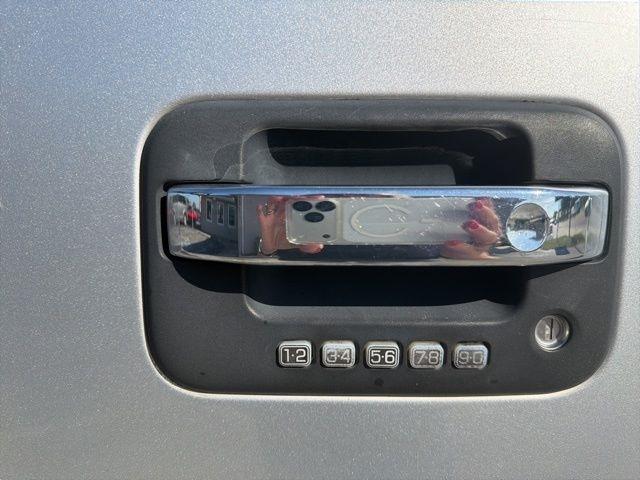 Ford F-150 2WD SuperCrew 145" Platinum 2013