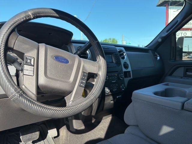 Ford F-150 2WD SuperCrew 145" Platinum 2013