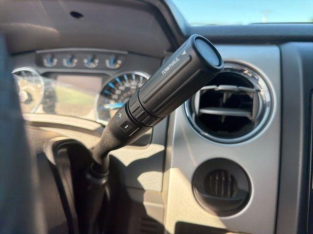 Ford F-150 2WD SuperCrew 145" Platinum 2013