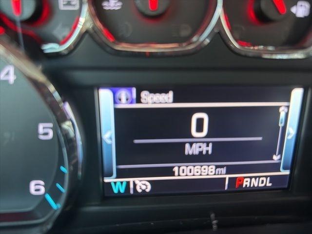 GMC Sierra 1500 4WD Crew Cab 143.5" SLT 2018