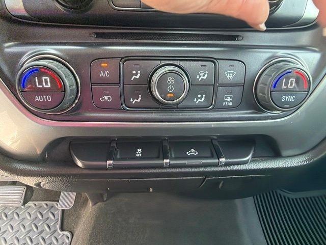Chevrolet Silverado 1500 4WD Double Cab 143.5" LT w/1LT 2016
