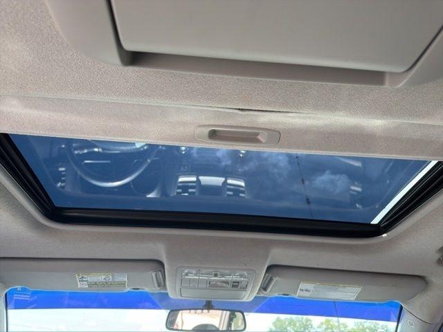 Toyota Highlander FWD 4dr V6 Limited (Natl) 2012