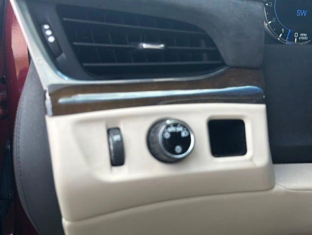 Cadillac Escalade ESV 2WD 4dr Luxury 2018