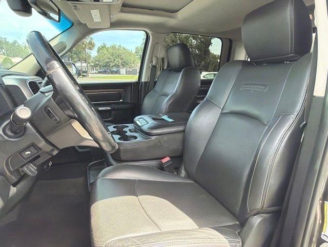RAM 2500 Laramie 4x4 Crew Cab 6'4" Box 2017