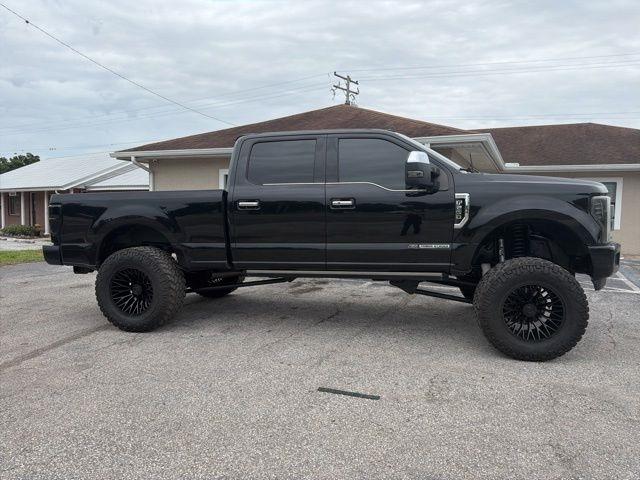 Ford Super Duty F-250 SRW King Ranch 4WD Crew Cab 8' Box 2019